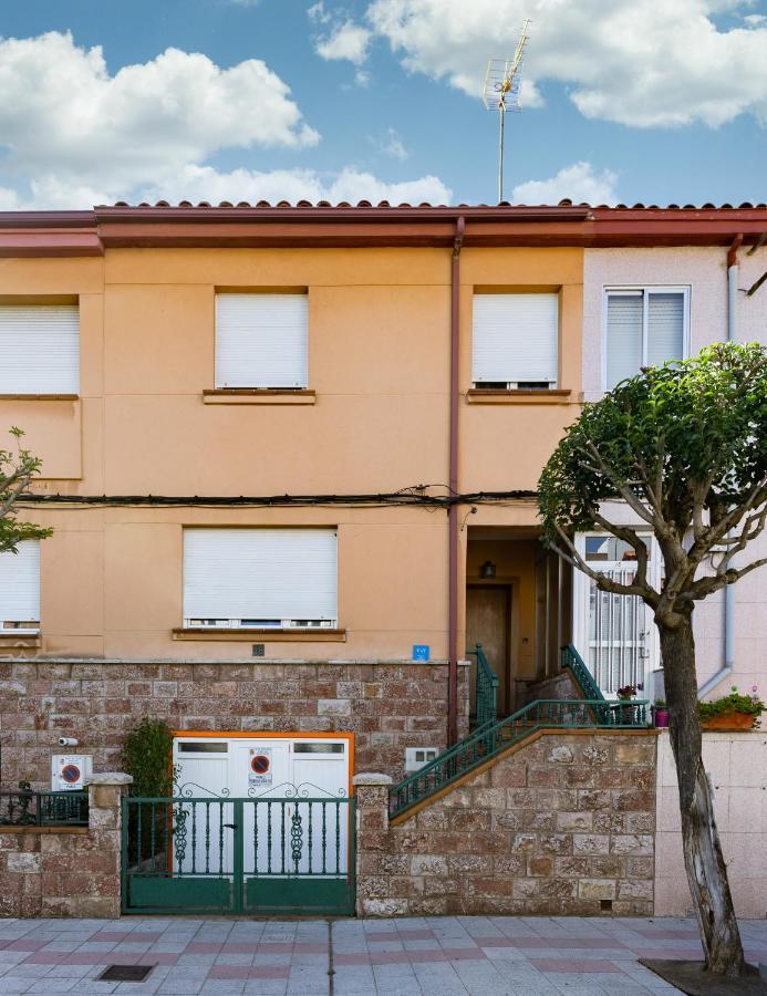 Housingleón - Casa Nueva a 400 metros de la Plaza Mayor Exterior foto
